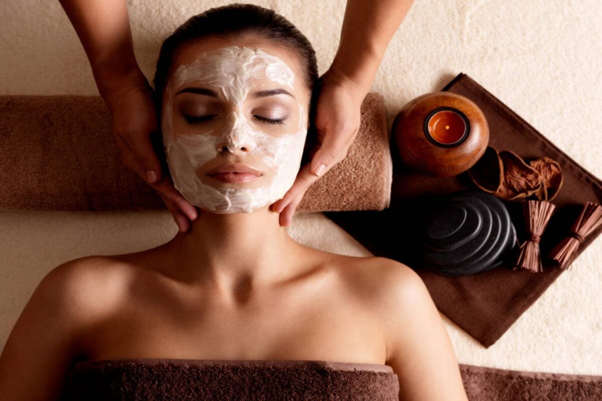 Lash N Brow by Capelli Facial